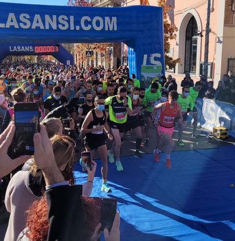 Soufiane Abrouke y Sheila Avilés ganan la 35ª “pujada i baixada a Guanta” (Sentmenat) de 12km