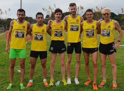 Los atletas del club La Sansi, han finalizado terceros por equipos en el campeonato catalán de cross corto