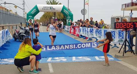 Rubén Castro y Alicia Saltor ganadores de la 7ª Carrera popular de El Masnou