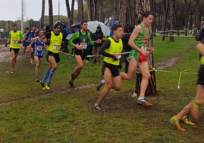 Un equip gironí guanya el campionat català de cros 13 anys desprès (La Sansi)