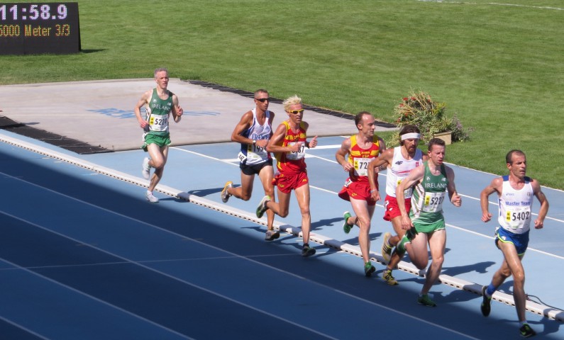 Blanco guanya el 5000mts al mundial máster a Lyon