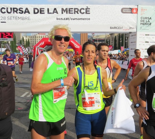 Hasna Bahom campeona y Blanco 6o en la 35 Carrera de La Mercè