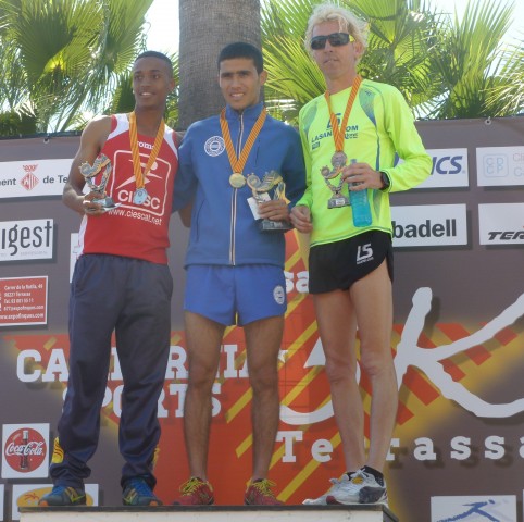 Blanco 3o y Hasna Bahom 2a en el campeonato catalán de 5km