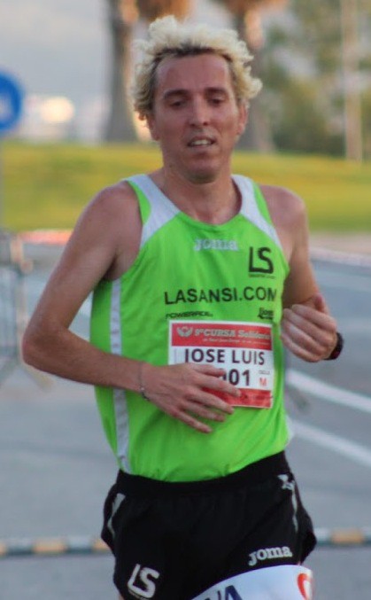 Josep Lluis Blanco del Club La Sansi guanya els 5km de Sant Joan Despí