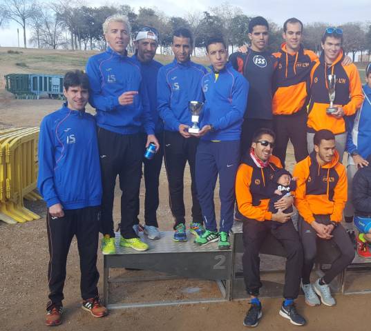 Los atletas del clubLa Sansi, han finalizado subcampeones en hombres y 3as en mujeres, el campeonato catalán de cross corto