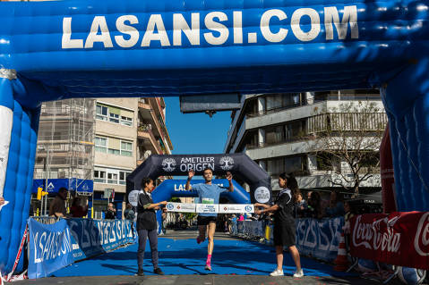 Emotiva matinal a la 6a cursa benèfica per l’ELA a Sant Adrià de Besòs