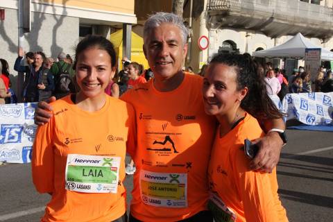  La Sansi y el Ayuntamiento de El Masnou, con el patrocinio de Heppner, han organizado hoy la 43ª San Silvestre de El Masnou, una carrera de 5K con circuito homologado por las calles del municipio del Maresme, siendo la San Silvestre más antigua de Catalu